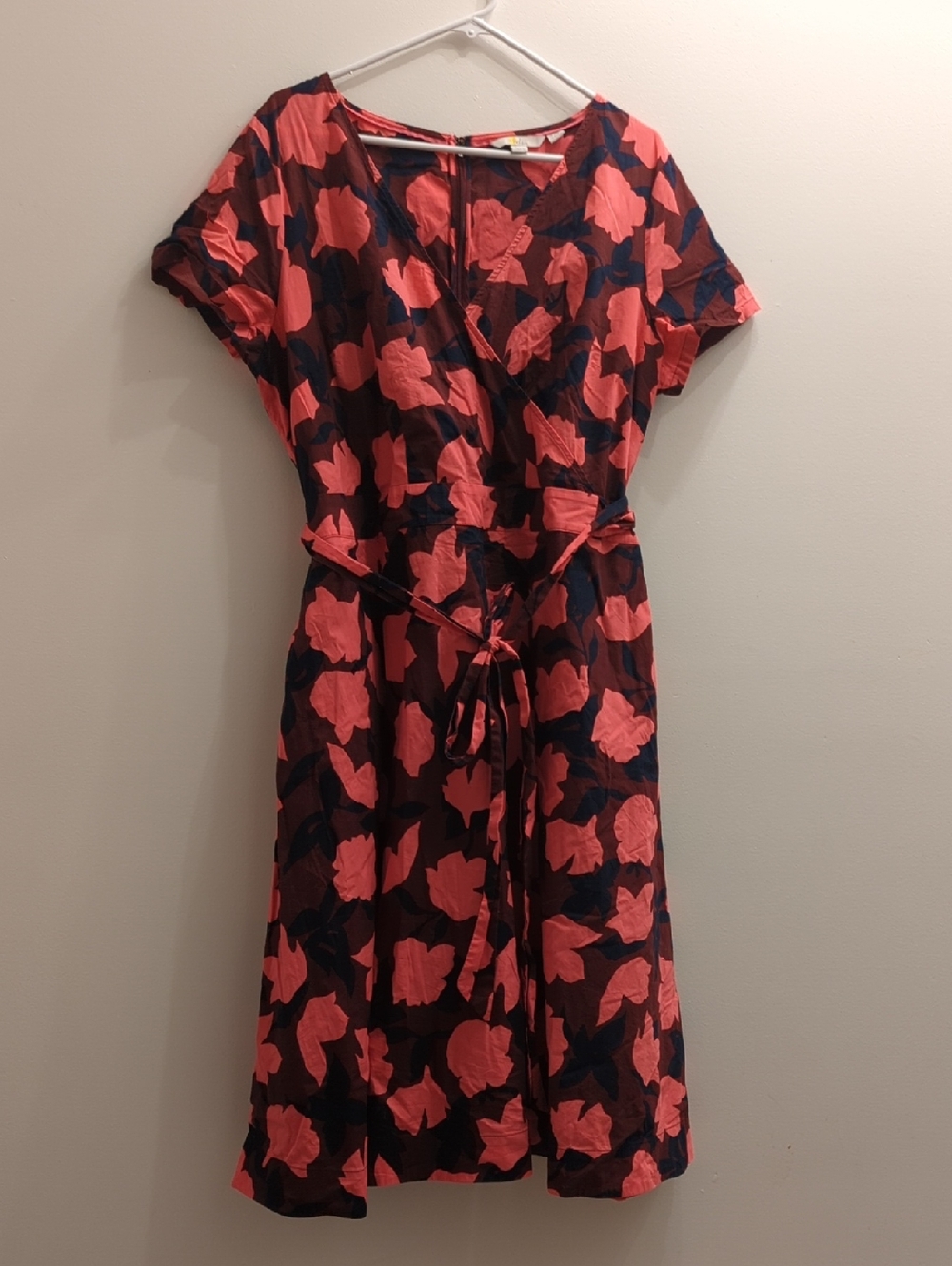 2/$40 - Boden Floral Wrap Midi Dress in Chestnut, Coral, and Navy - US 20/22